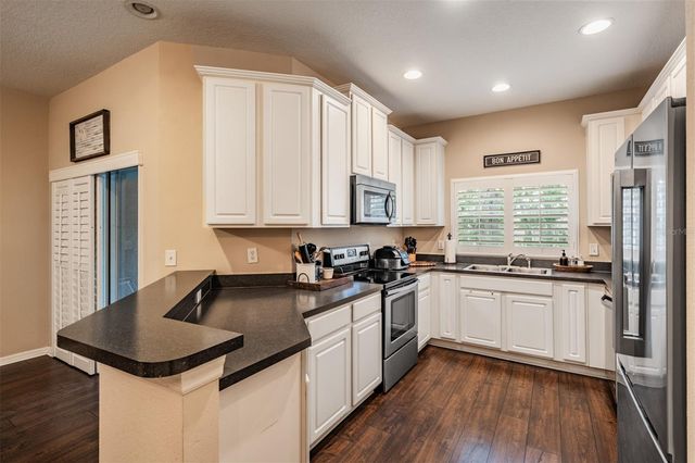 9904 PALERMO BREEZE WAY, Tampa, FL 33619