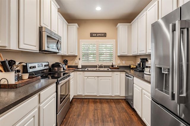 9904 PALERMO BREEZE WAY, Tampa, FL 33619