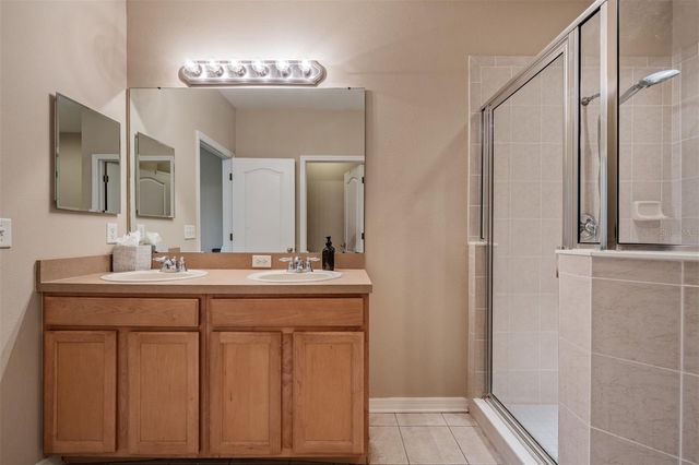 9904 PALERMO BREEZE WAY, Tampa, FL 33619