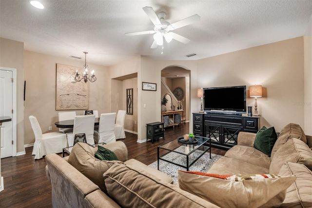 9904 PALERMO BREEZE WAY, Tampa, FL 33619