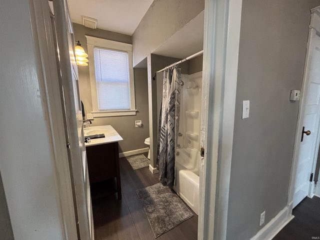 1101 N 3rd Avenue, Evansville, IN 47710