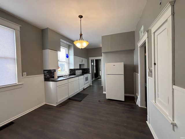 1101 N 3rd Avenue, Evansville, IN 47710