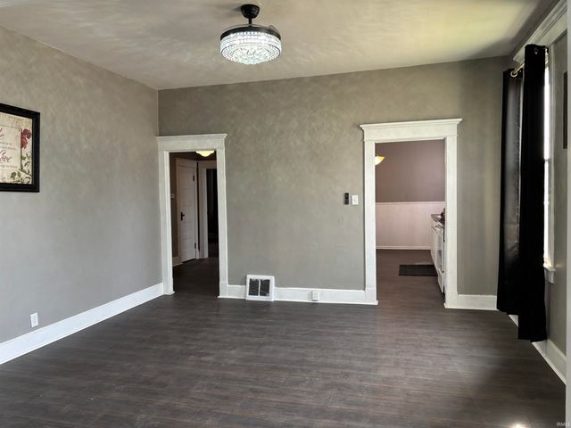 1101 N 3rd Avenue, Evansville, IN 47710