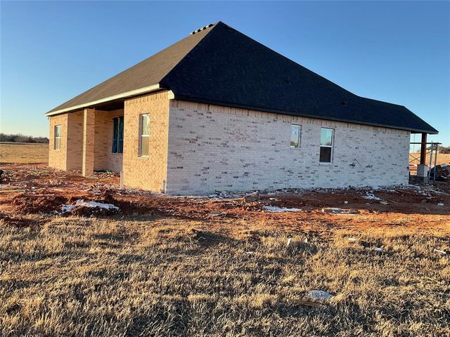 2445 Wind River Circle, Blanchard, OK 73010
