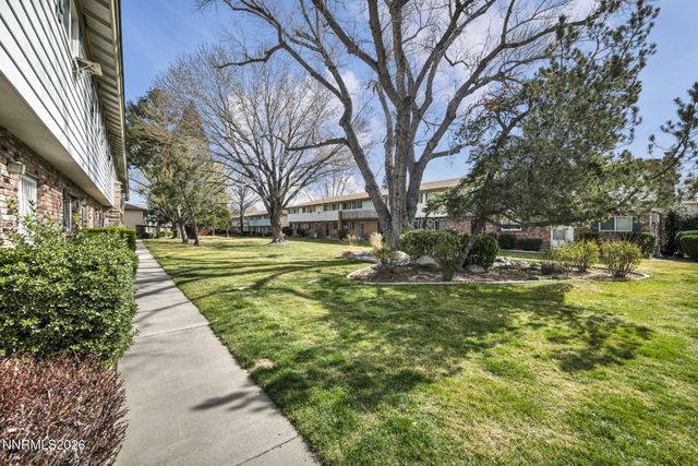 312 Smithridge Park, Reno, NV 89502