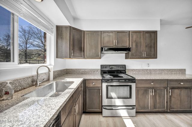 312 Smithridge Park, Reno, NV 89502