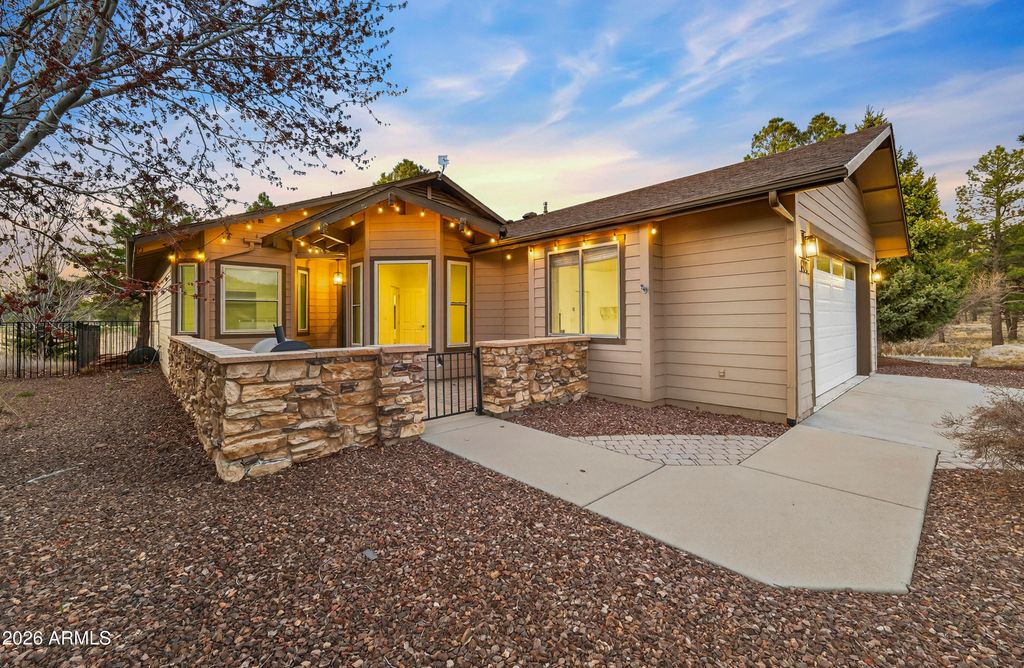 Image 1 of property listing at 600 W BROOKLINE Loop, Williams, AZ 86046