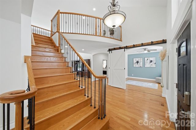 1245 34th Avenue NE, Hickory, NC 28601