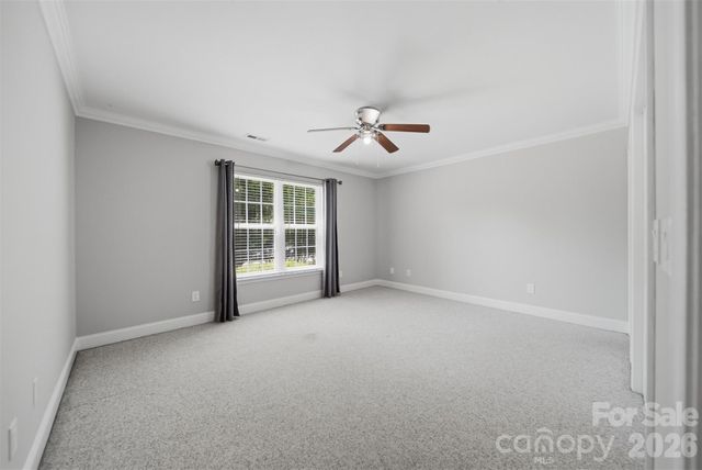1245 34th Avenue NE, Hickory, NC 28601