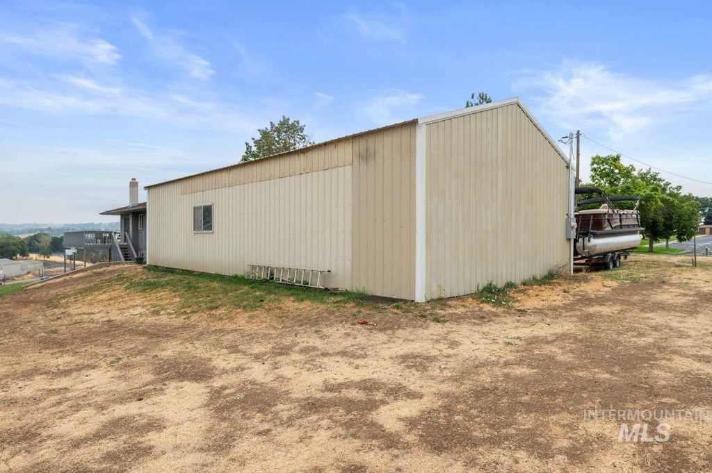 1124 16th Ave, Clarkston, WA 99403