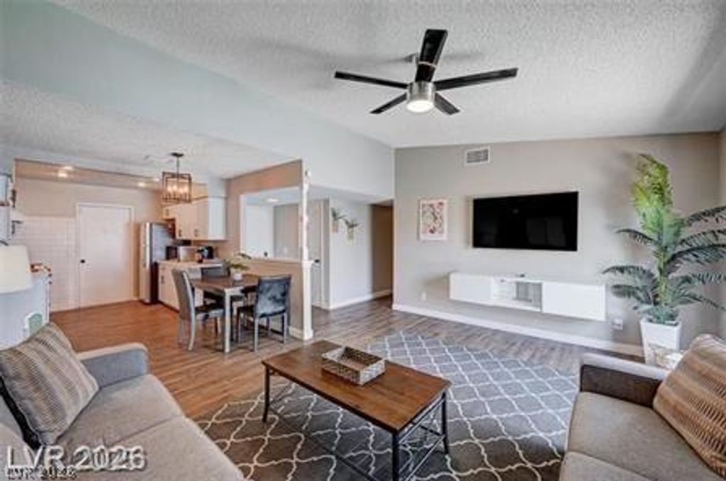 3750 Florrie Avenue, Las Vegas, NV 89121 — photo 3