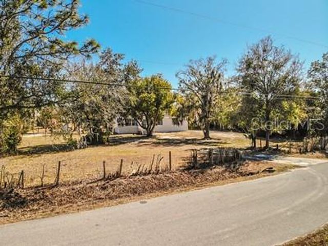 3355 HENRY J AVENUE, St Cloud, FL 34772