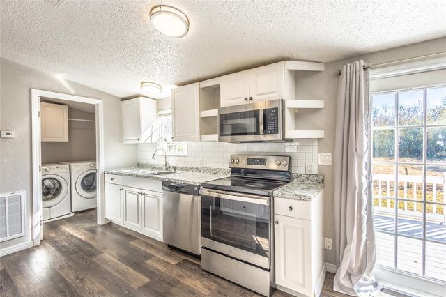 3355 HENRY J AVENUE, St Cloud, FL 34772