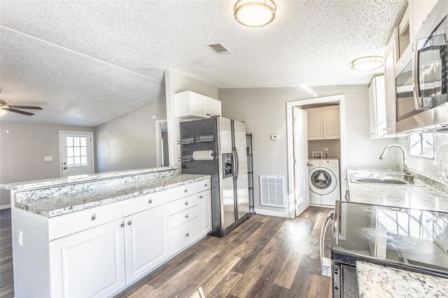 3355 HENRY J AVENUE, St Cloud, FL 34772