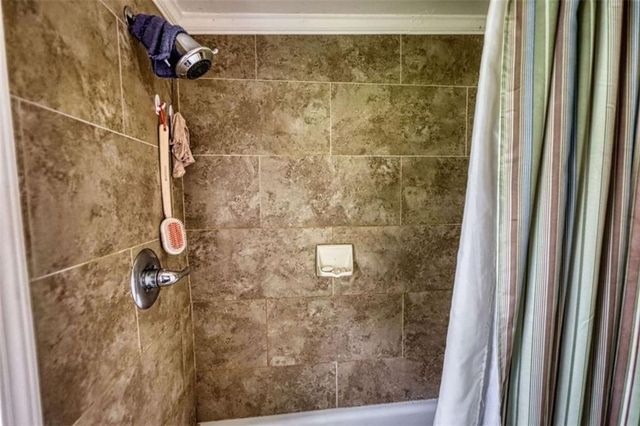 250 Bona Rd, Buford, GA 30518