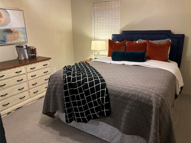 7429 Kingswood Drive, Fort Worth, TX 76133