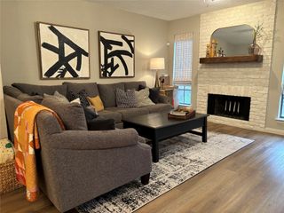 7429 Kingswood Drive, Fort Worth, TX 76133