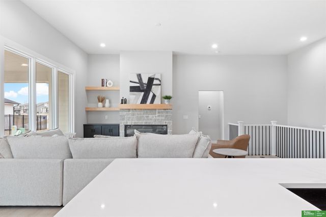 12383 Windsor Drive, Papillion, NE 68046