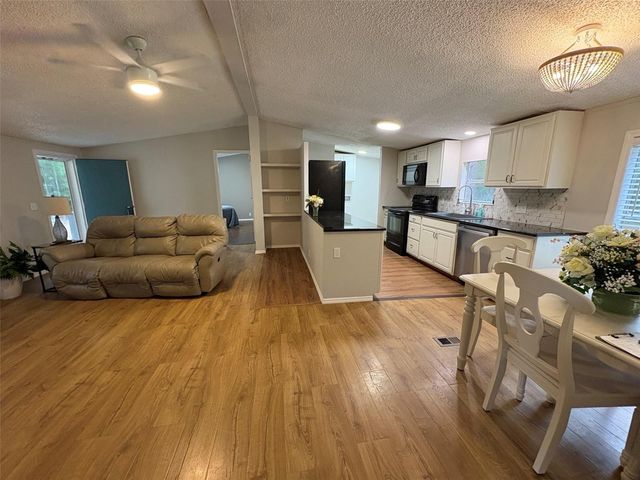8588 W WINGS LANE, Crystal River, FL 34429