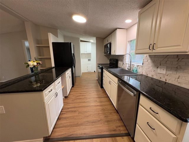 8588 W WINGS LANE, Crystal River, FL 34429