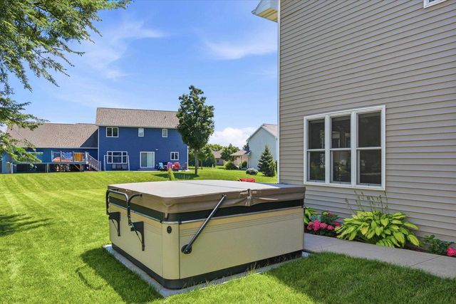4816 N APPLE ROAD, Appleton, WI 54913