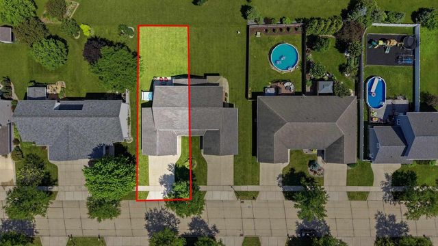 4816 N APPLE ROAD, Appleton, WI 54913