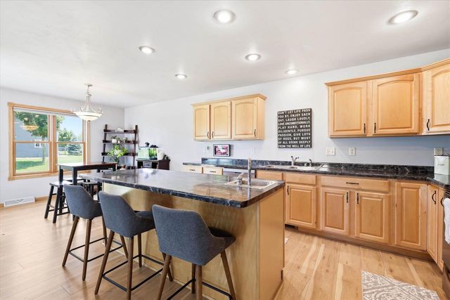 4816 N APPLE ROAD, Appleton, WI 54913