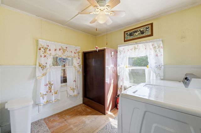 48 Grant St, Dracut, MA 01826