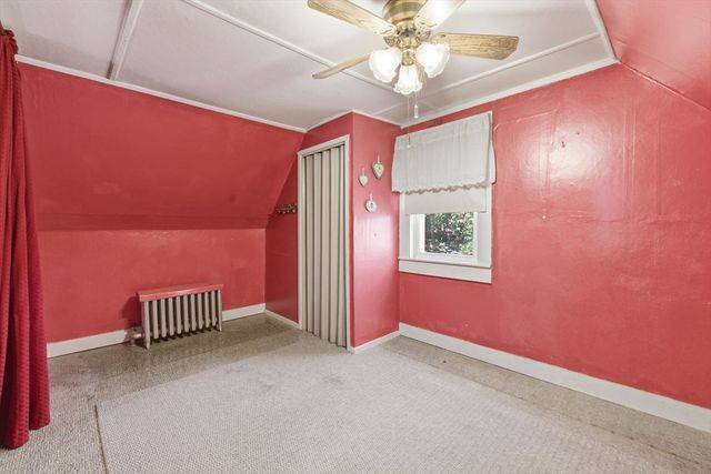 48 Grant St, Dracut, MA 01826