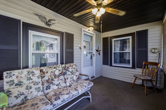 48 Grant St, Dracut, MA 01826