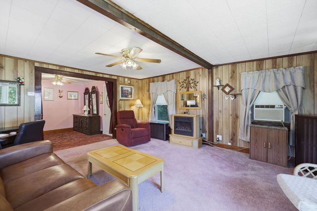 48 Grant St, Dracut, MA 01826