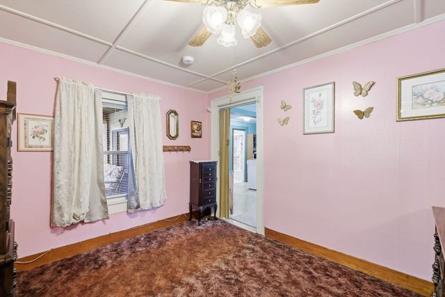 48 Grant St, Dracut, MA 01826