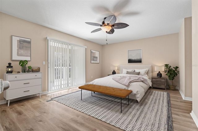 9450 LEATHERWOOD AVENUE, Tampa, FL 33647