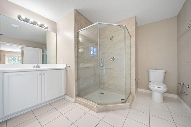 9450 LEATHERWOOD AVENUE, Tampa, FL 33647