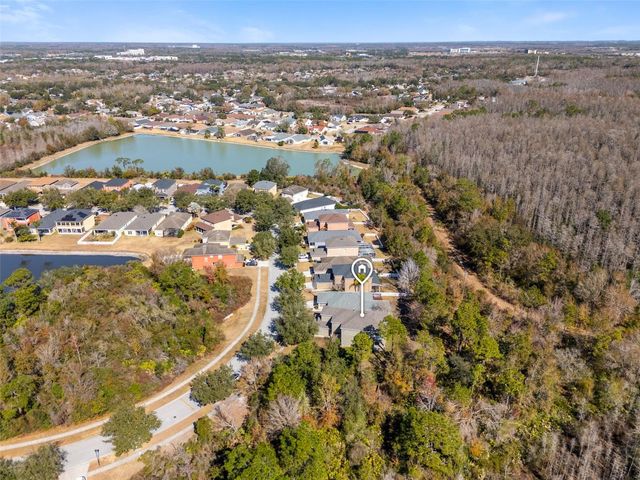 9450 LEATHERWOOD AVENUE, Tampa, FL 33647