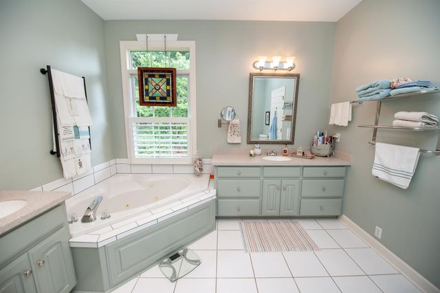 104 N Carleila Lake Way, Spartanburg, SC 29307