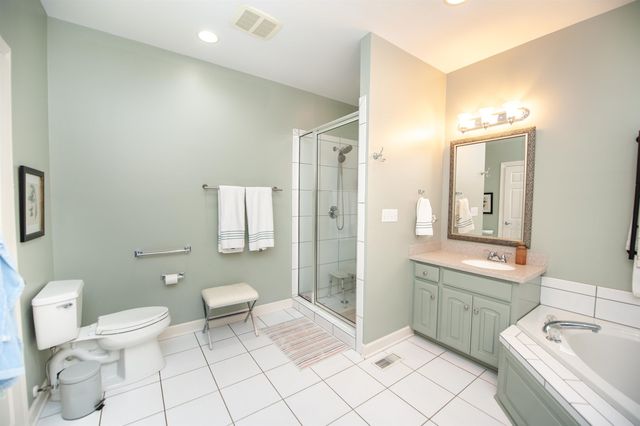 104 N Carleila Lake Way, Spartanburg, SC 29307