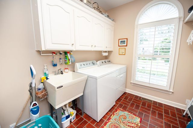 104 N Carleila Lake Way, Spartanburg, SC 29307