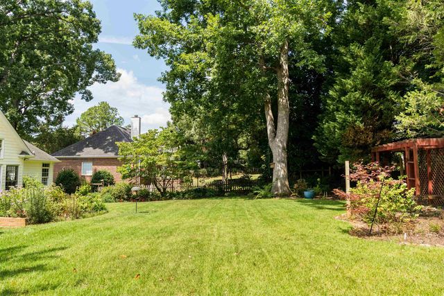 104 N Carleila Lake Way, Spartanburg, SC 29307