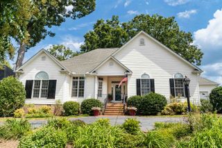 104 N Carleila Lake Way, Spartanburg, SC 29307