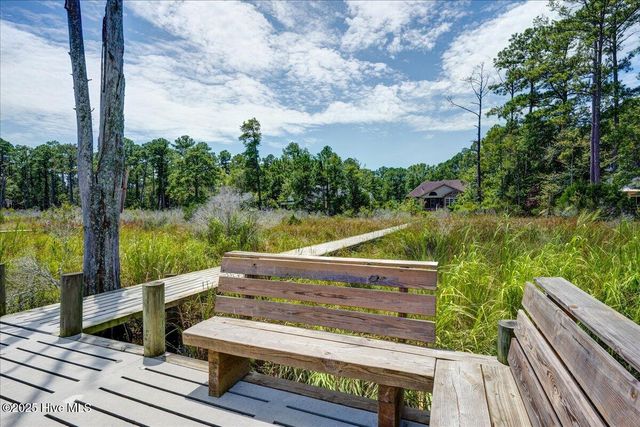 1112 Harbour Pointe Drive, New Bern, NC 28560