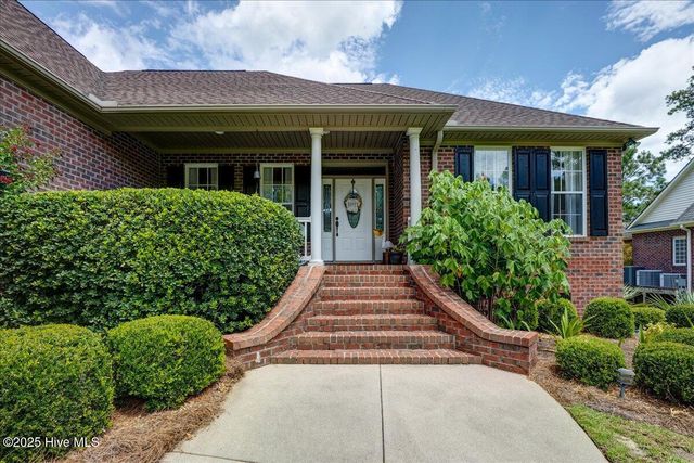 1112 Harbour Pointe Drive, New Bern, NC 28560