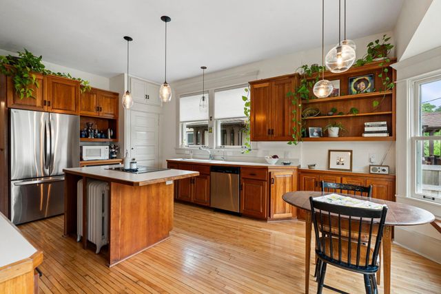 1617 Summit Avenue, Saint Paul, MN 55105