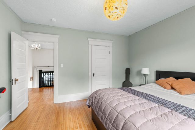 1617 Summit Avenue, Saint Paul, MN 55105