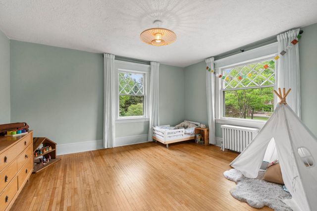 1617 Summit Avenue, Saint Paul, MN 55105