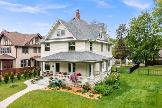 1617 Summit Avenue, Saint Paul, MN 55105