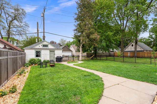 1617 Summit Avenue, Saint Paul, MN 55105