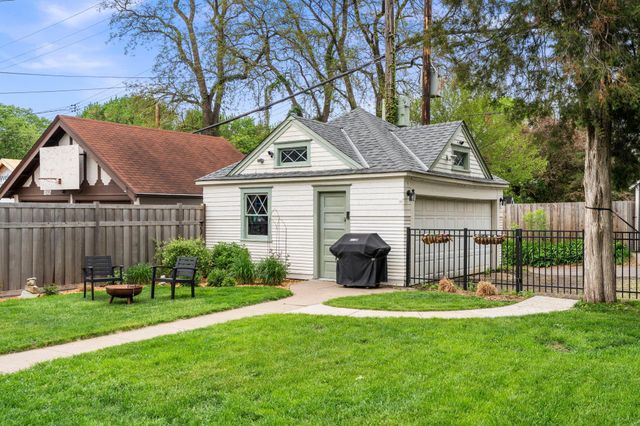 1617 Summit Avenue, Saint Paul, MN 55105