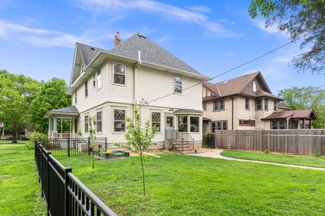 1617 Summit Avenue, Saint Paul, MN 55105