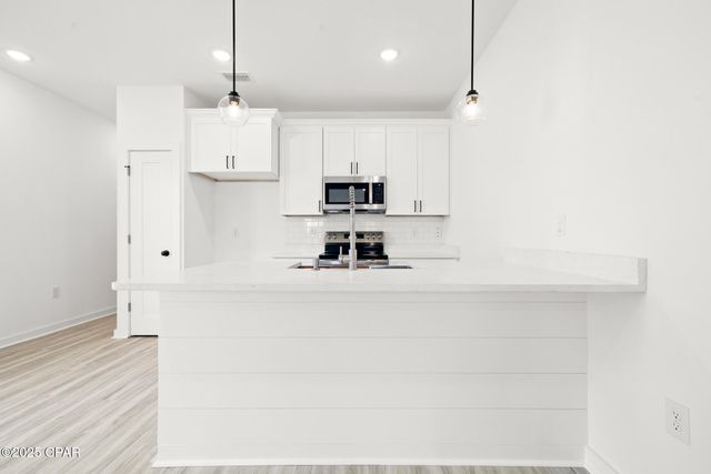 2601 E 6th Street, Panama City, FL 32401